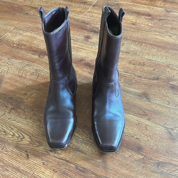 Michael Kors square toe boot - Picture 2 of 5